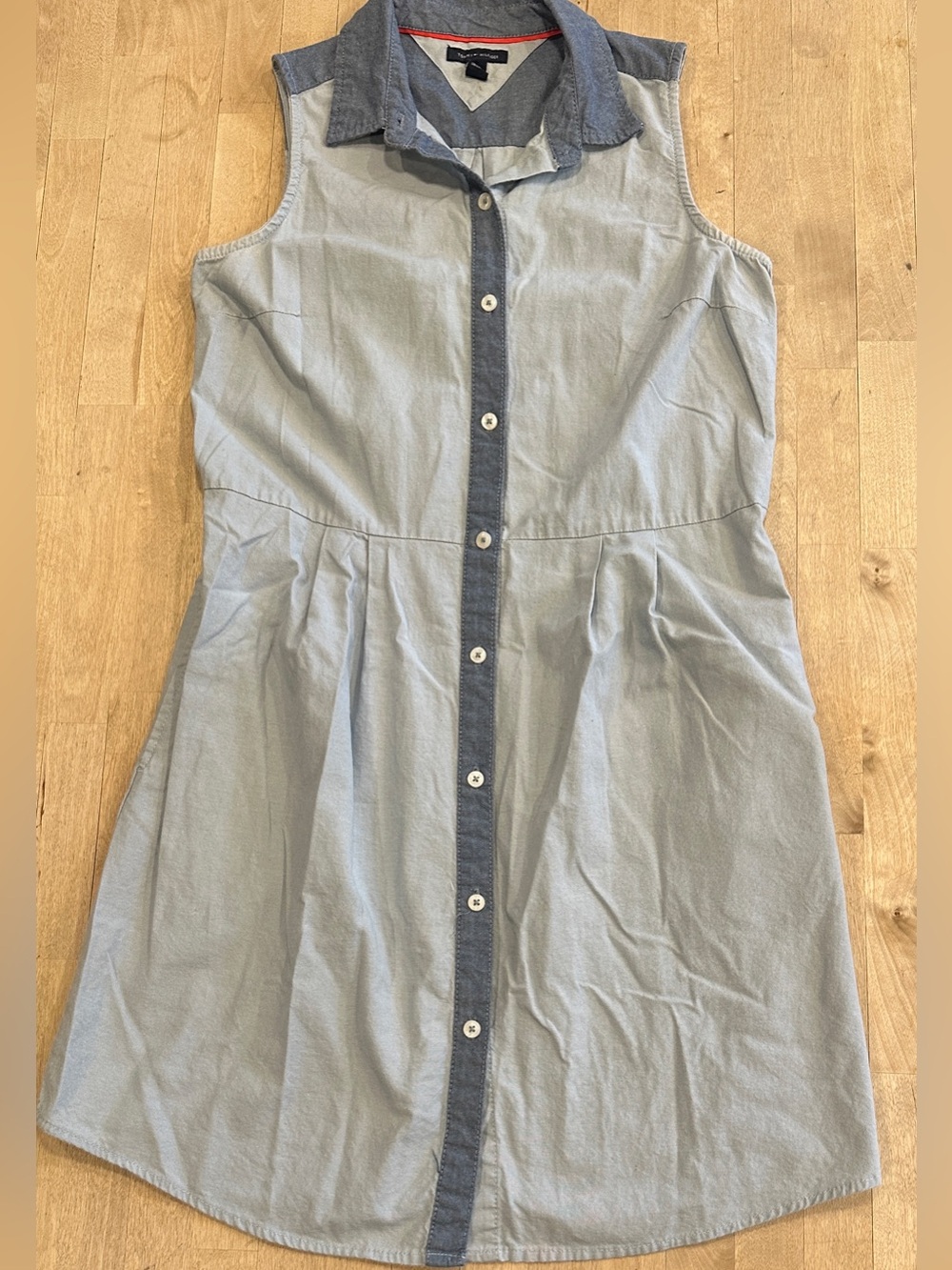 Tommy Hilfiger Light Blue Sleeveless Button-Down Dress with Dark Trim